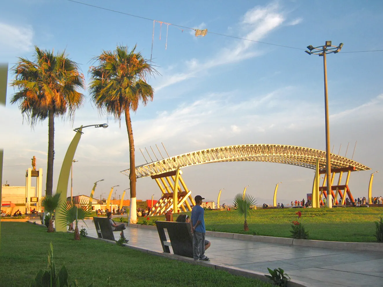 Plaza Grau de Chimbote tras su renovación